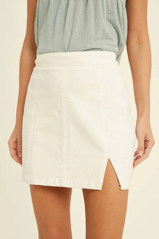 Mini W/ Side Slit Skirt In Ivory