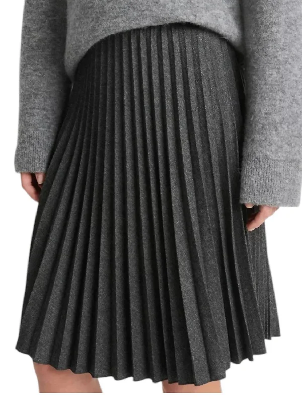 Mid Rise Pleated Herringbone Midi Skirt In Charcoal