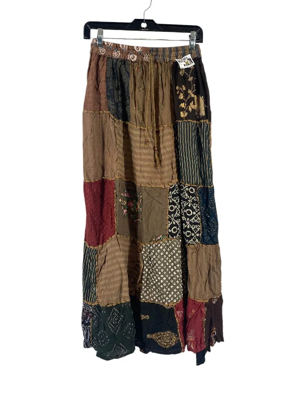 Skirt Maxi By Clothes Mentor In Multi-colored, Size: M